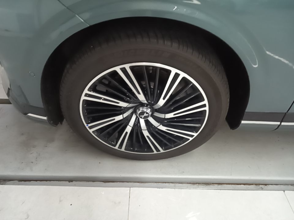 Xpeng G9 · 240489 · view 3