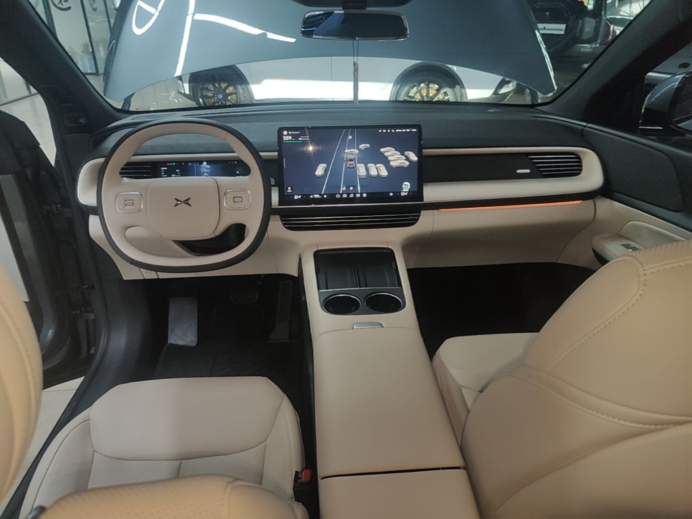 Xpeng G6 · 150106 · view 10
