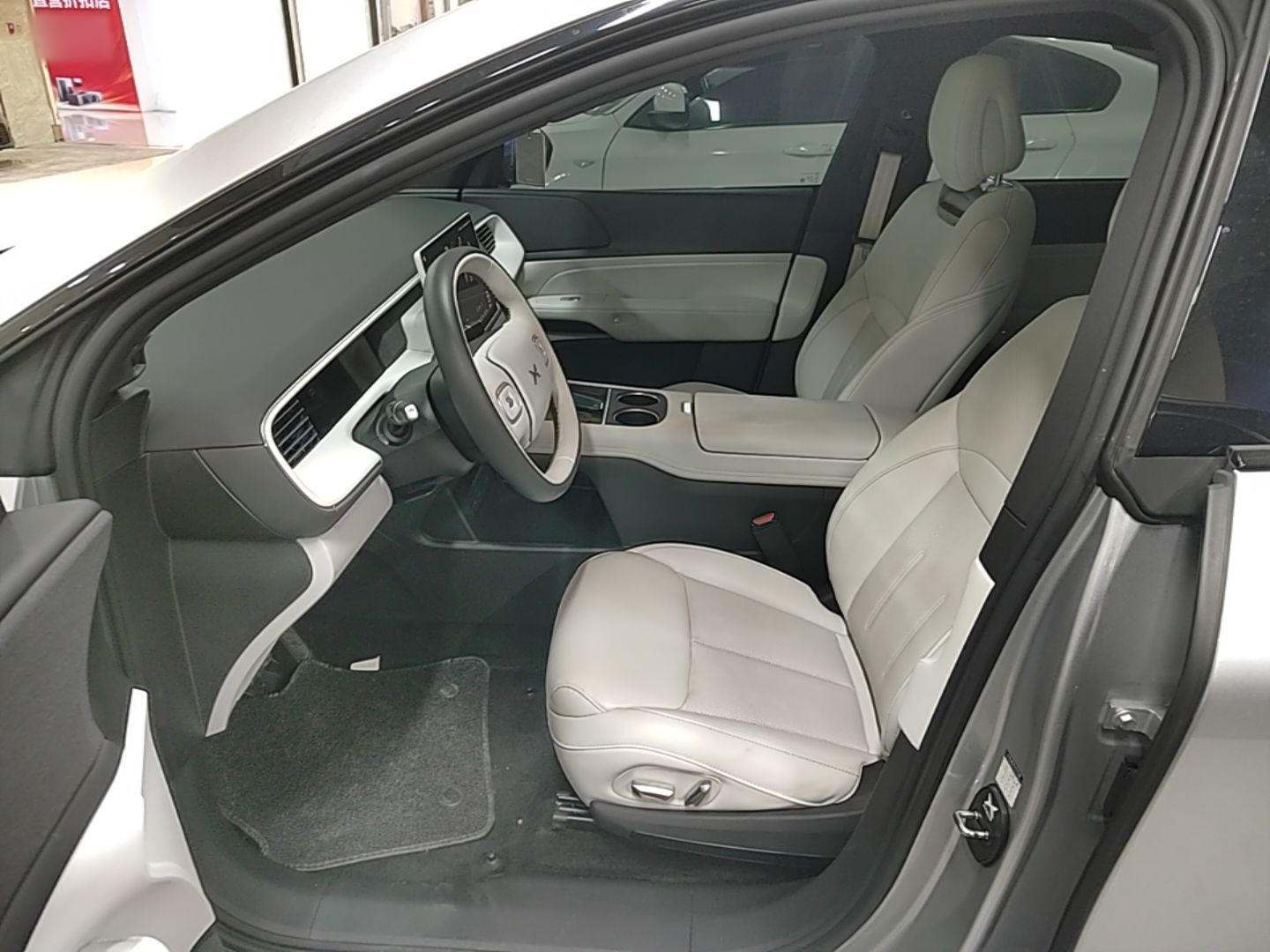 Xpeng G6 · 145298 · view 13