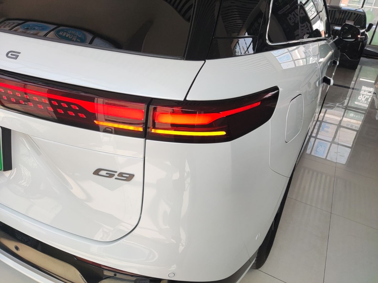 Xpeng G9 · 250753 · view 2